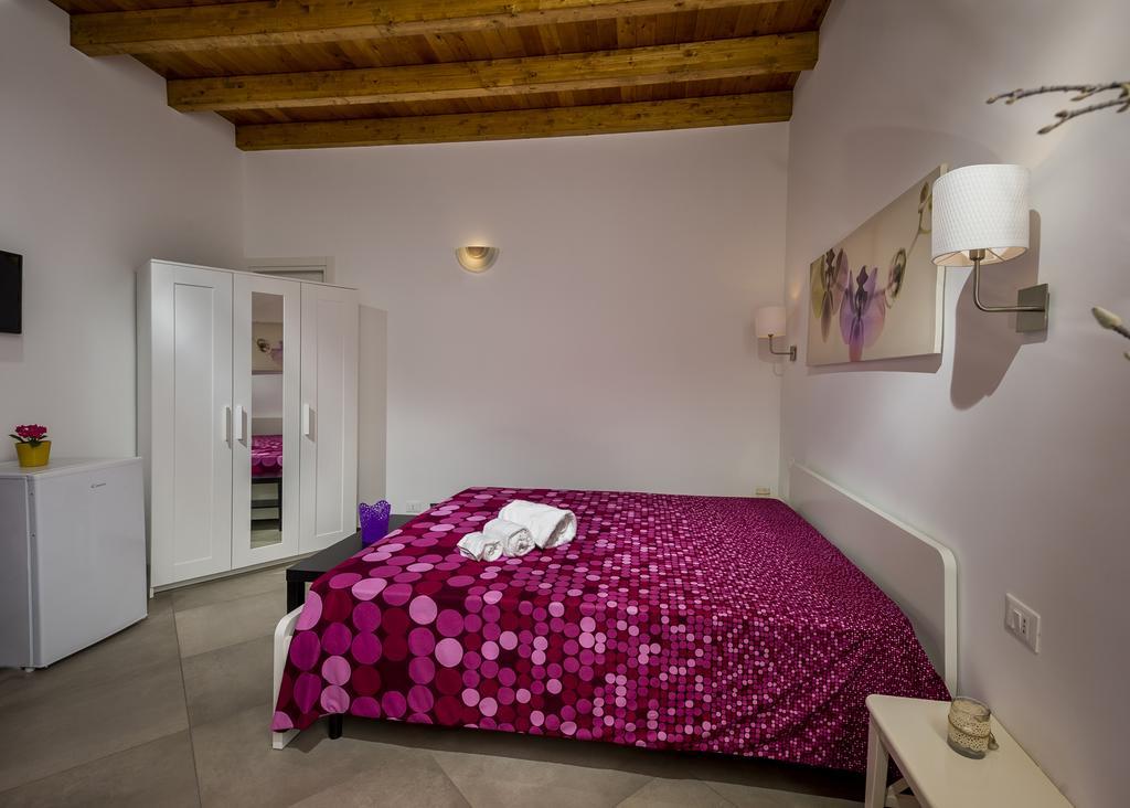Il Cortile Apartment Castellammare del Golfo Bagian luar foto