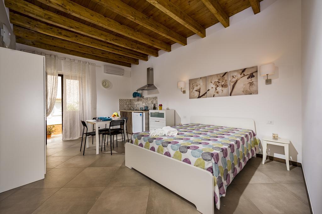 Il Cortile Apartment Castellammare del Golfo Bagian luar foto