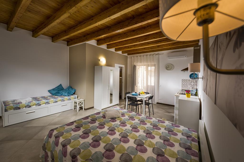 Il Cortile Apartment Castellammare del Golfo Bagian luar foto
