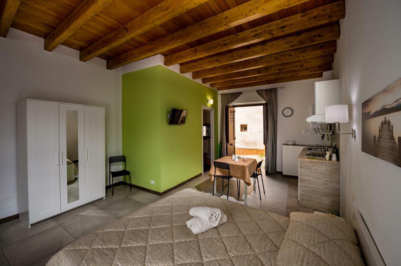 Il Cortile Apartment Castellammare del Golfo Bagian luar foto